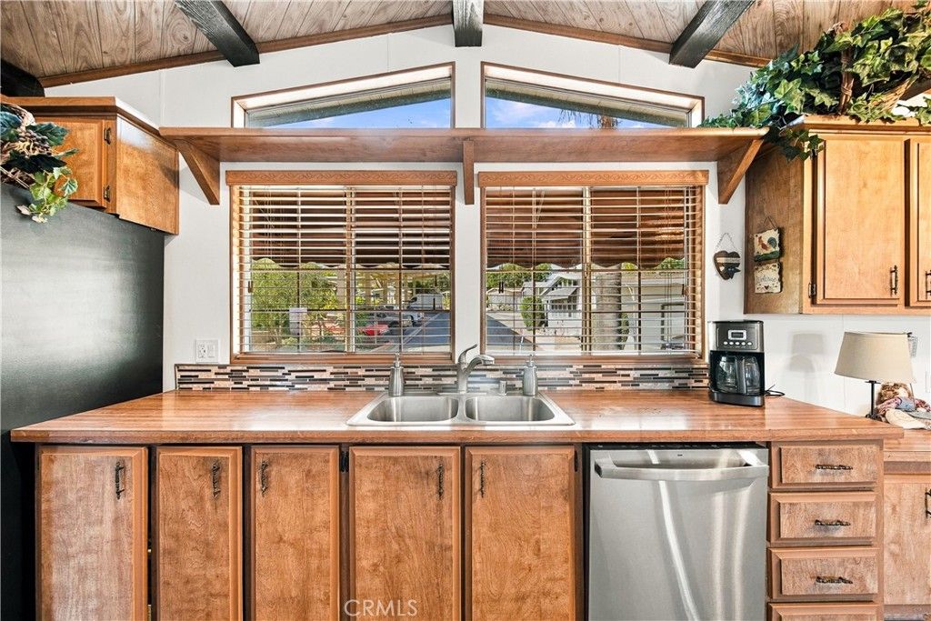 31344 N Lakehills Rd 3, Castaic, CA 91384 — photo 5