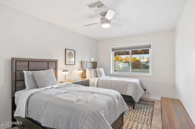 1716 W BERRIDGE Lane, Phoenix, AZ 85015