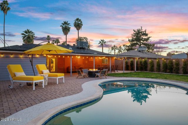 1716 W BERRIDGE Lane, Phoenix, AZ 85015