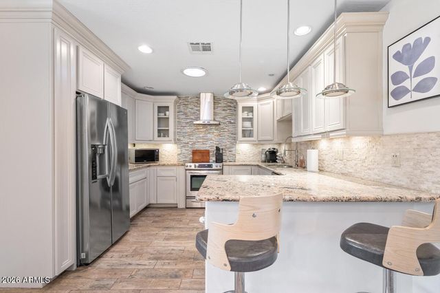 1716 W BERRIDGE Lane, Phoenix, AZ 85015