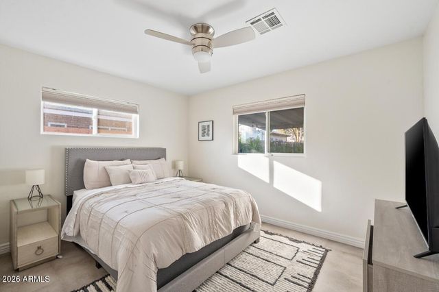 1716 W BERRIDGE Lane, Phoenix, AZ 85015