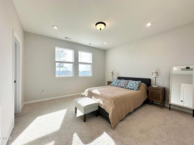 99 Daybreak Way, Fuquay Varina, NC 27526