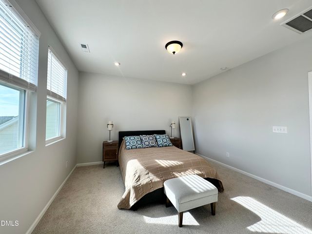 99 Daybreak Way, Fuquay Varina, NC 27526