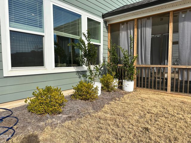 99 Daybreak Way, Fuquay Varina, NC 27526