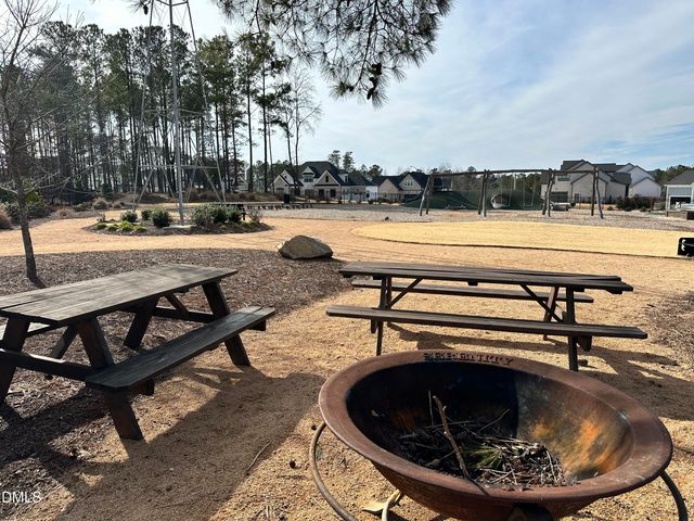 99 Daybreak Way, Fuquay Varina, NC 27526