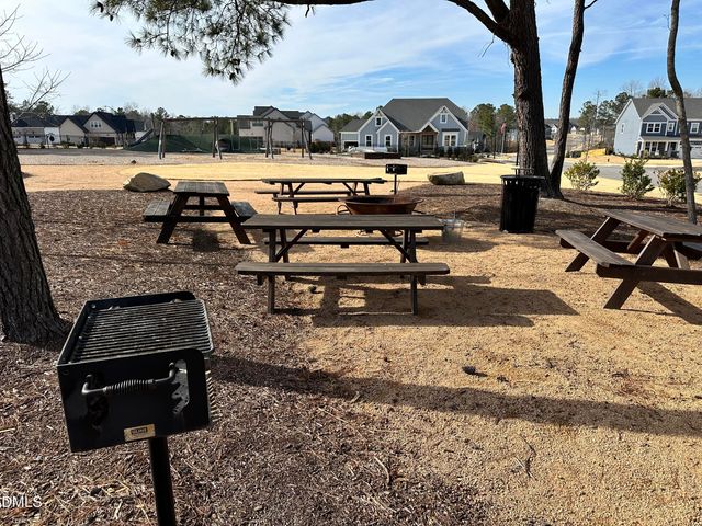 99 Daybreak Way, Fuquay Varina, NC 27526