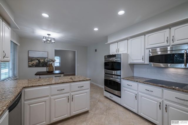 1412 S 126th Street, Omaha, NE 68144