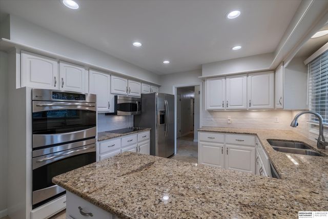1412 S 126th Street, Omaha, NE 68144