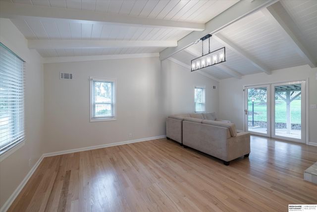 1412 S 126th Street, Omaha, NE 68144