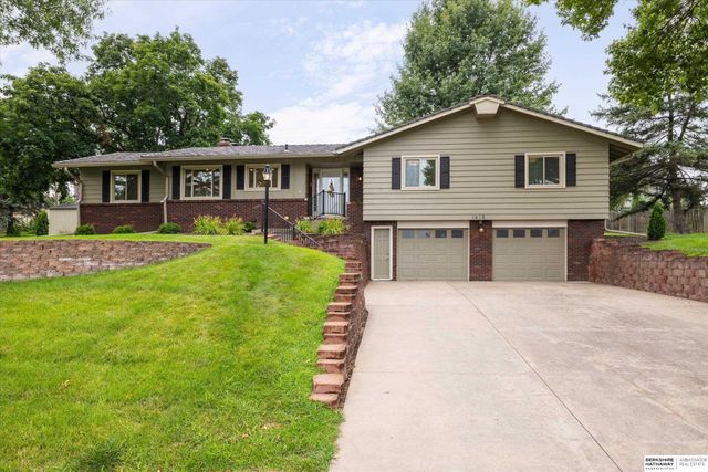 1412 S 126th Street, Omaha, NE 68144