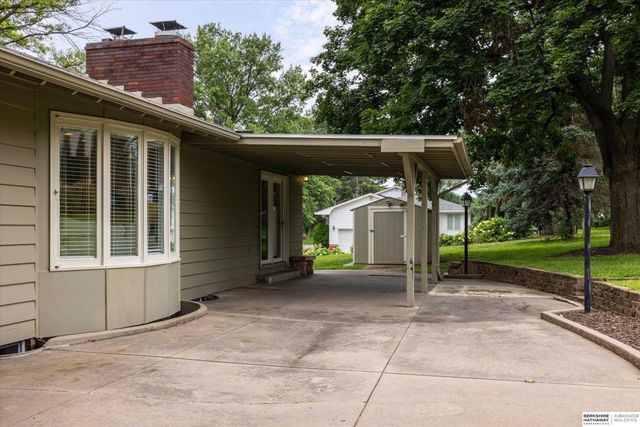 1412 S 126th Street, Omaha, NE 68144