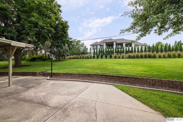 1412 S 126th Street, Omaha, NE 68144