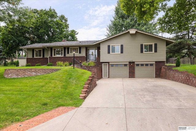 1412 S 126th Street, Omaha, NE 68144