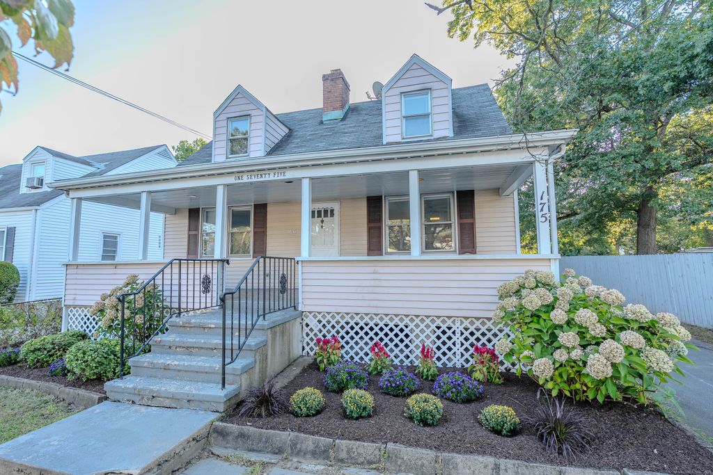 175 Seaside Avenue APT 1, Stamford, CT 06902