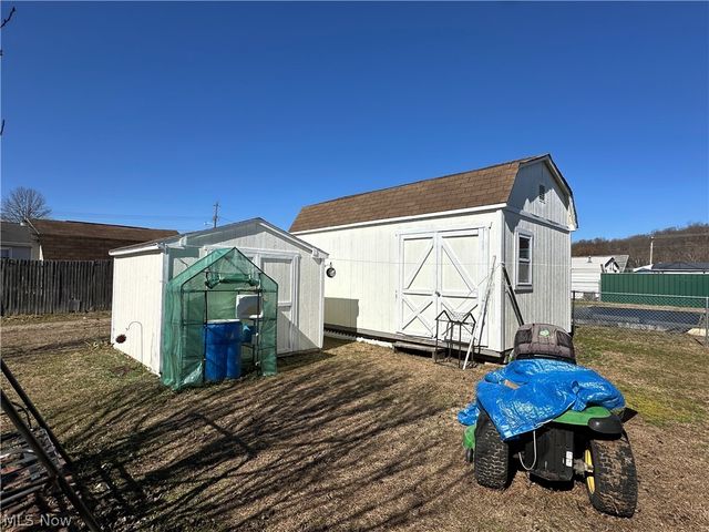 807 Carlisle Street, Belpre, OH 45714