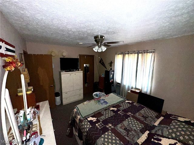 807 Carlisle Street, Belpre, OH 45714