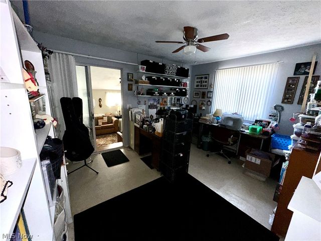 807 Carlisle Street, Belpre, OH 45714