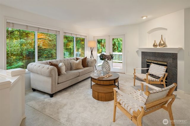 6519 214th Avenue NE, Redmond, WA 98053