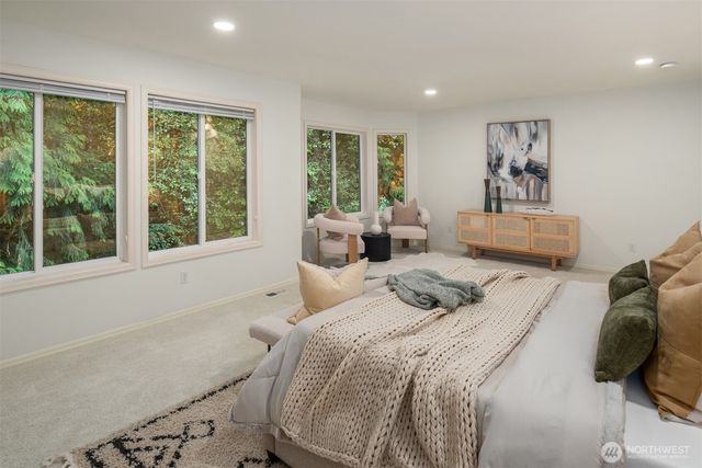 6519 214th Avenue NE, Redmond, WA 98053