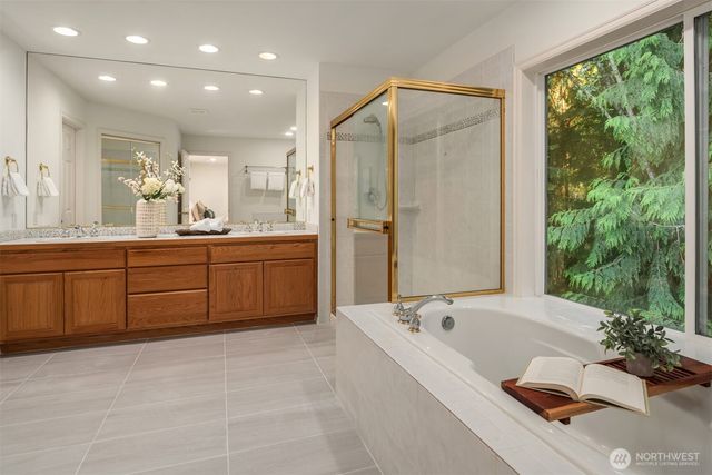 6519 214th Avenue NE, Redmond, WA 98053