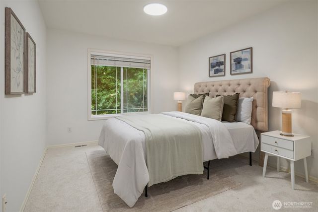 6519 214th Avenue NE, Redmond, WA 98053