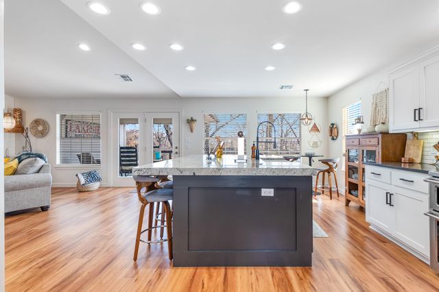 31932 Legend Place, Afton, OK 74331