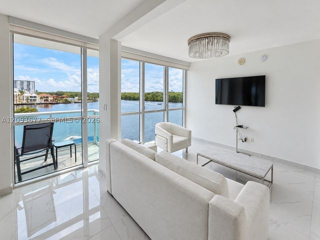 400 Sunny Isles Blvd 403, Sunny Isles Beach, FL 33160