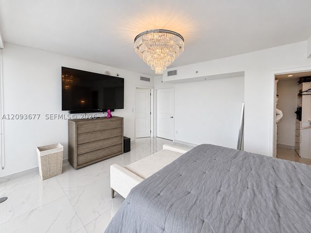 400 Sunny Isles Blvd 403, Sunny Isles Beach, FL 33160
