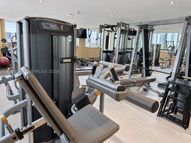 400 Sunny Isles Blvd 403, Sunny Isles Beach, FL 33160