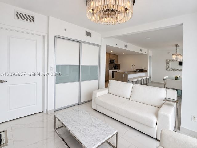 400 Sunny Isles Blvd 403, Sunny Isles Beach, FL 33160