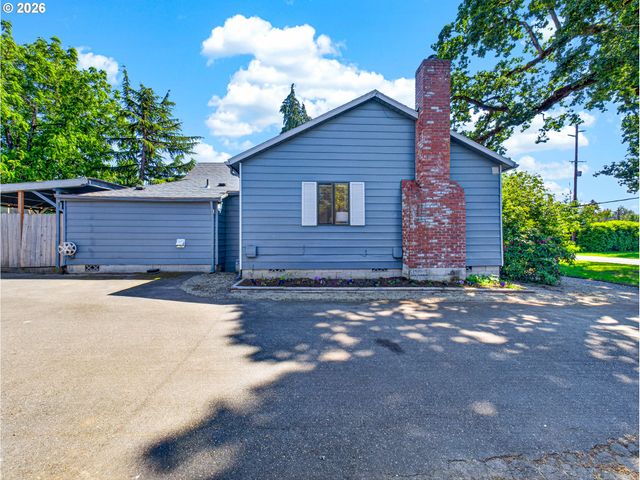 863 LINN Ave, Oregon City, OR 97045
