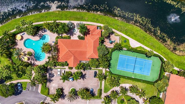 15155 Michelangelo Boulevard 205, Delray Beach, FL 33446