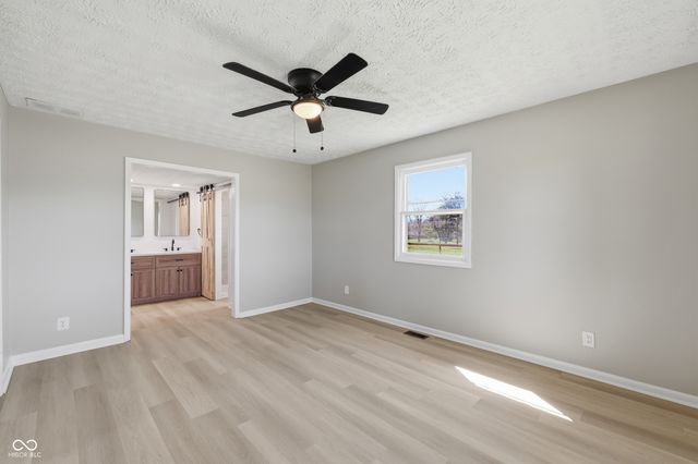 2193 W 100 N, Greenfield, IN 46140