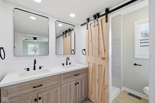 2193 W 100 N, Greenfield, IN 46140