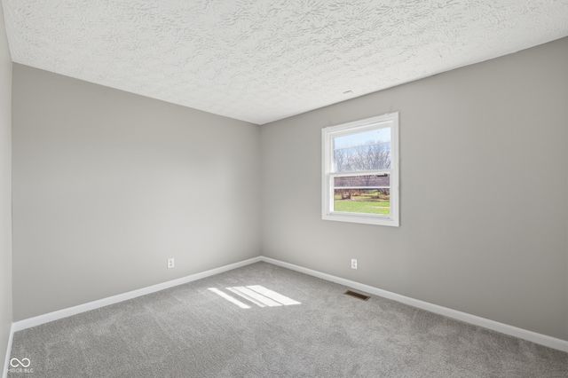 2193 W 100 N, Greenfield, IN 46140