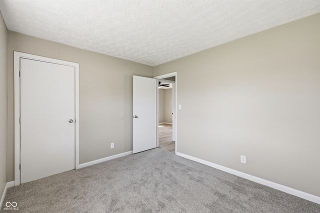 2193 W 100 N, Greenfield, IN 46140