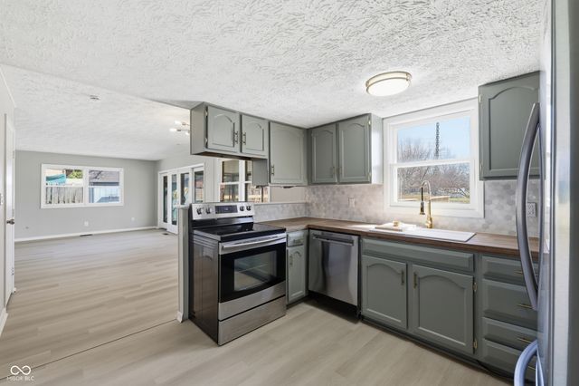 2193 W 100 N, Greenfield, IN 46140