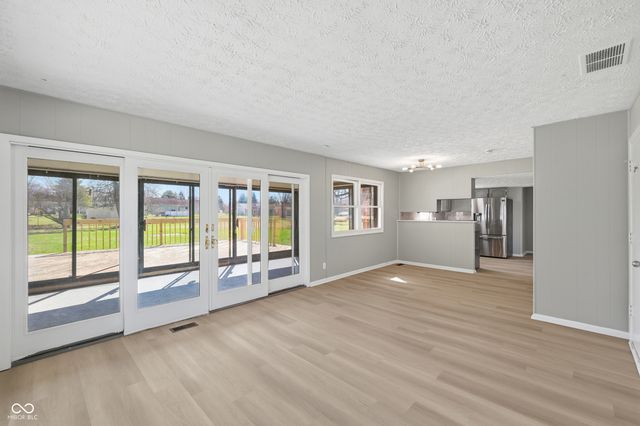 2193 W 100 N, Greenfield, IN 46140