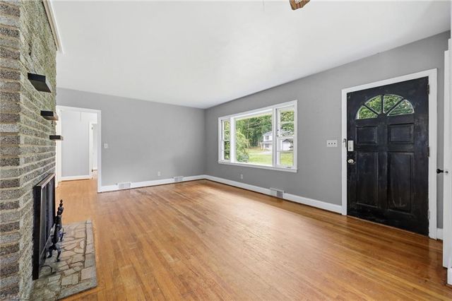 5002 Cherry Street, Winston-salem, NC 27105