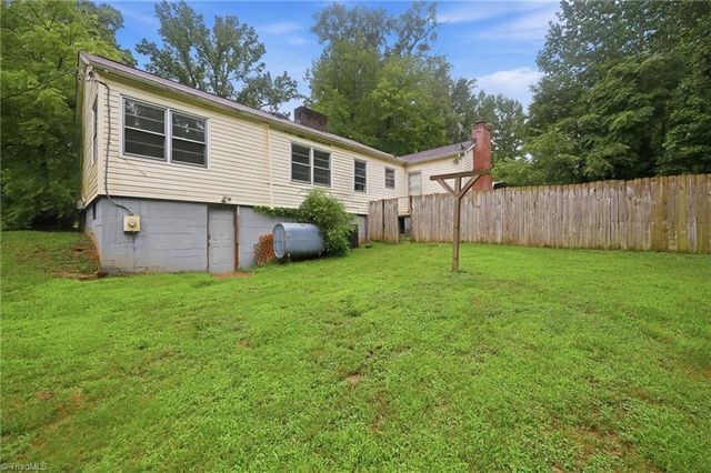 5002 Cherry Street, Winston-salem, NC 27105