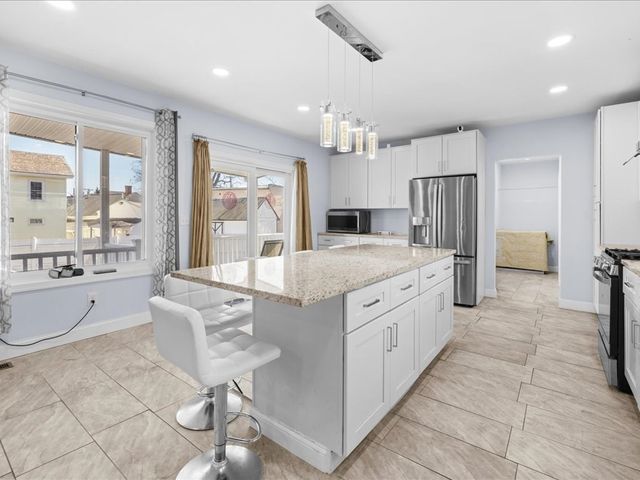 24 Summer St, Westborough, MA 01581