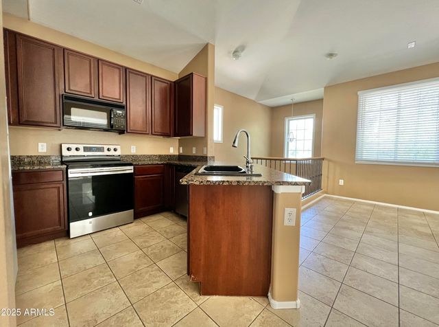 4075 E WINDSOR Drive, Gilbert, AZ 85296