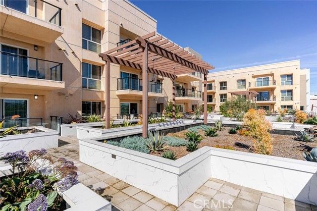 1598 Long Beach 401, Long Beach, CA 90813