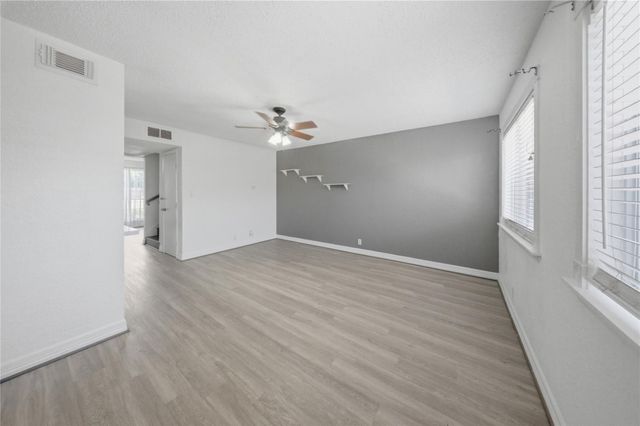 11002 Hammerly Boulevard 12, Houston, TX 77043