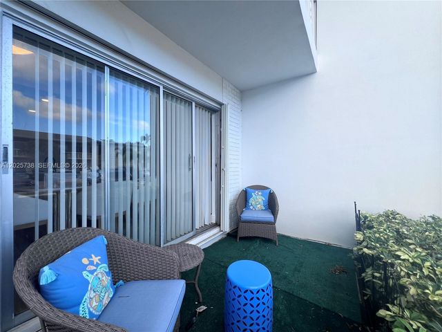 4201 S Ocean Blvd J2, South Palm Beach, FL 33480