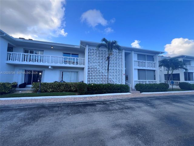 4201 S Ocean Blvd J2, South Palm Beach, FL 33480