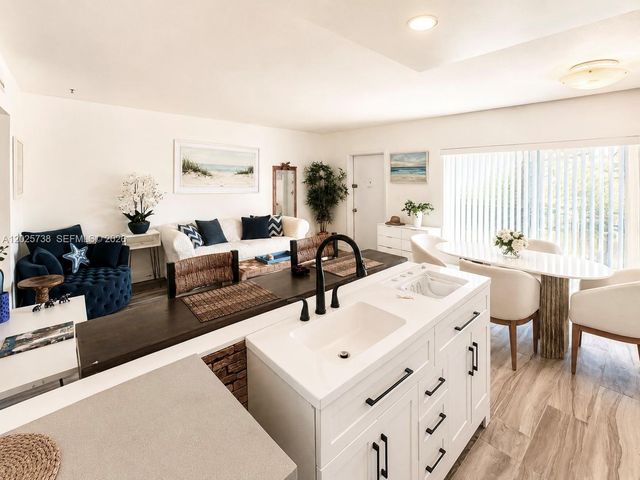 4201 S Ocean Blvd J2, South Palm Beach, FL 33480