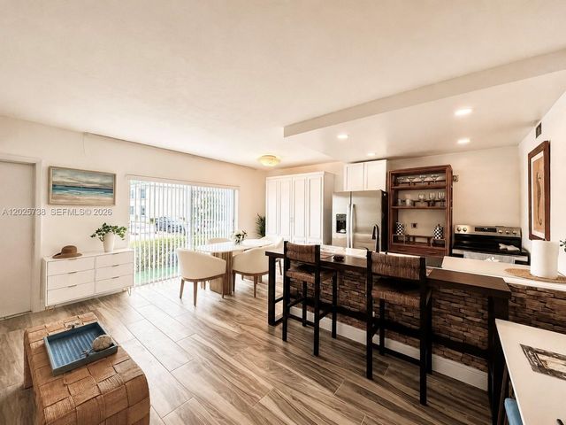4201 S Ocean Blvd J2, South Palm Beach, FL 33480