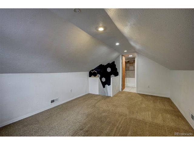 505 2nd Ave, Deer Trail, CO 80105