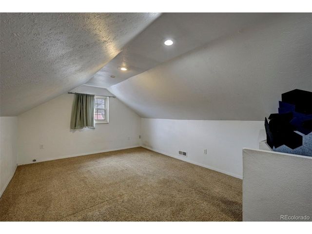 505 2nd Ave, Deer Trail, CO 80105